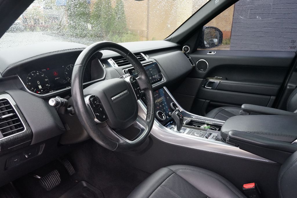 Land Rover Range Rover Sport photo 11
