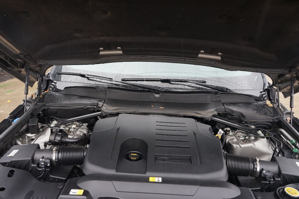 Land Rover Range Rover Sport photo 8