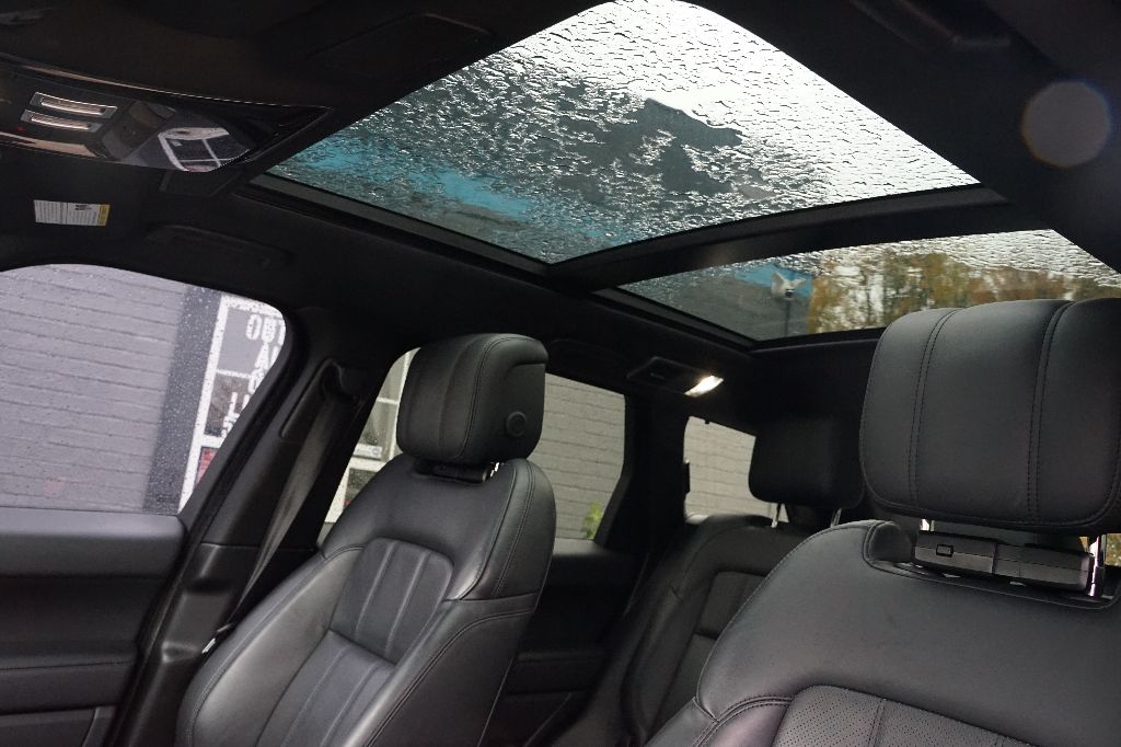 Land Rover Range Rover Sport photo 13
