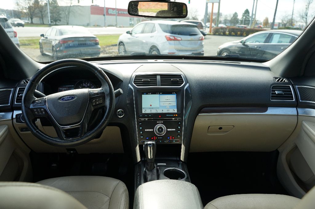 2018 Ford Explorer Limited - Photo 13