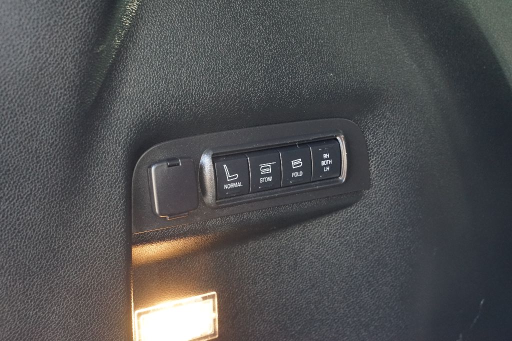 2018 Ford Explorer Limited - Photo 17