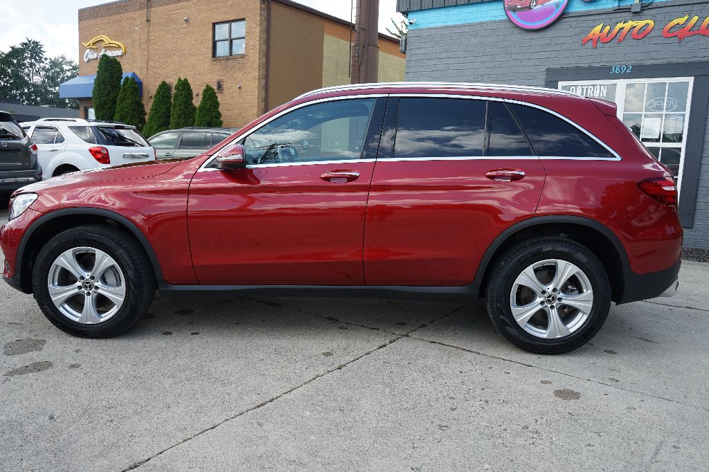 Mercedes-Benz GLC photo 9