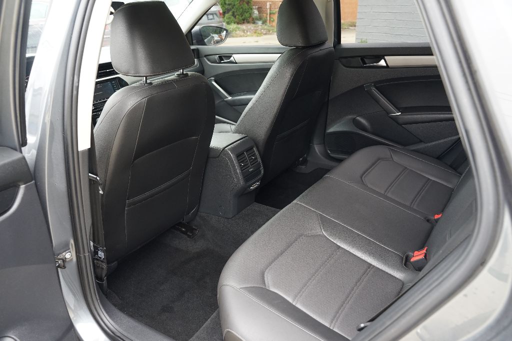 Volkswagen Passat photo 12