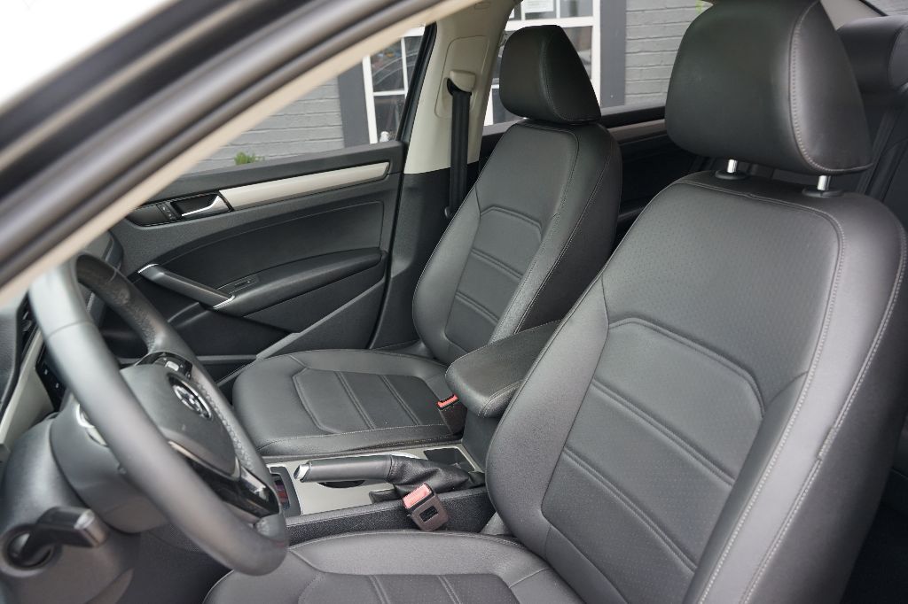 Volkswagen Passat photo 11