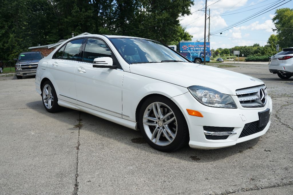 Mercedes-Benz C-Class photo 5