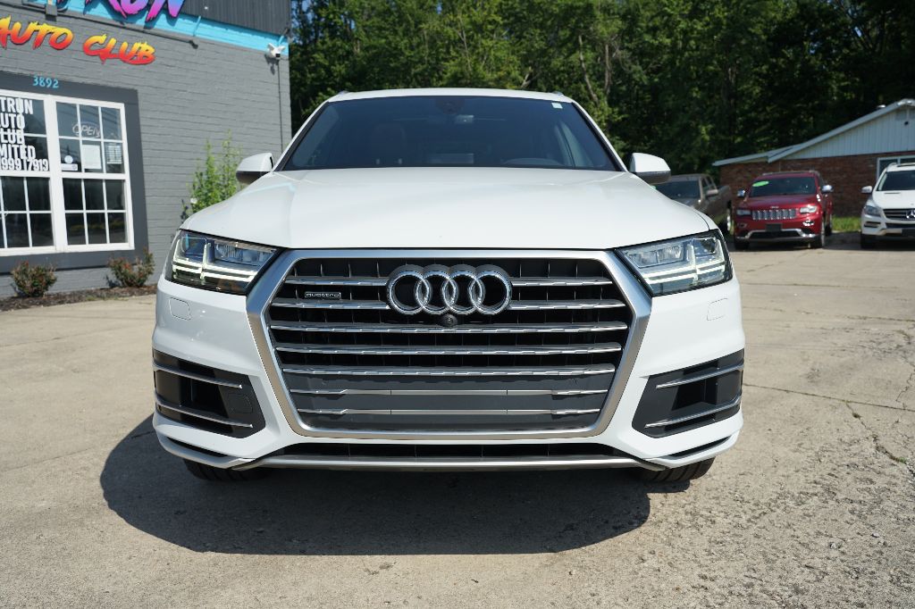 Audi Q7 photo 3