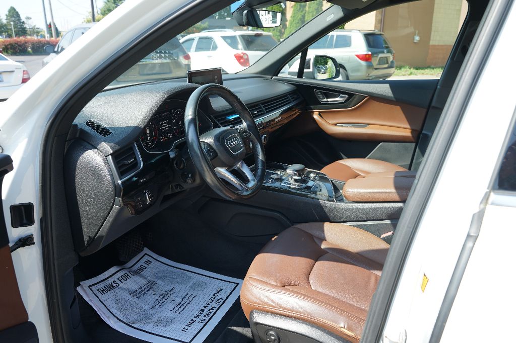 Audi Q7 photo 14