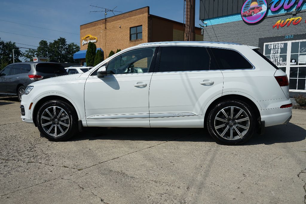 Audi Q7 photo 9