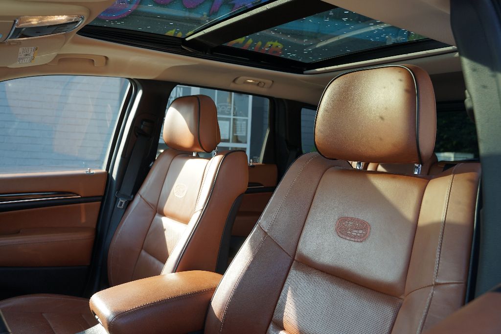 Jeep Grand Cherokee photo 12