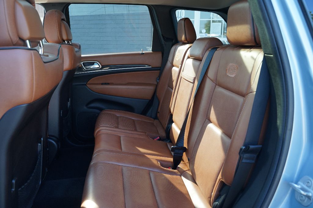 Jeep Grand Cherokee photo 10