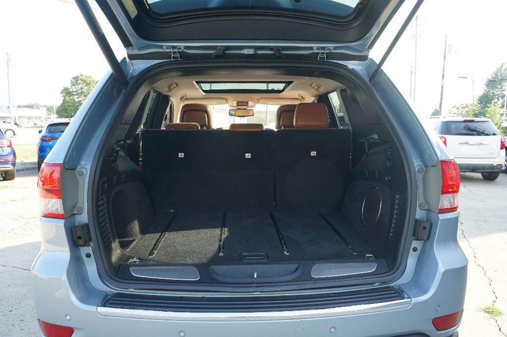 Jeep Grand Cherokee photo 8