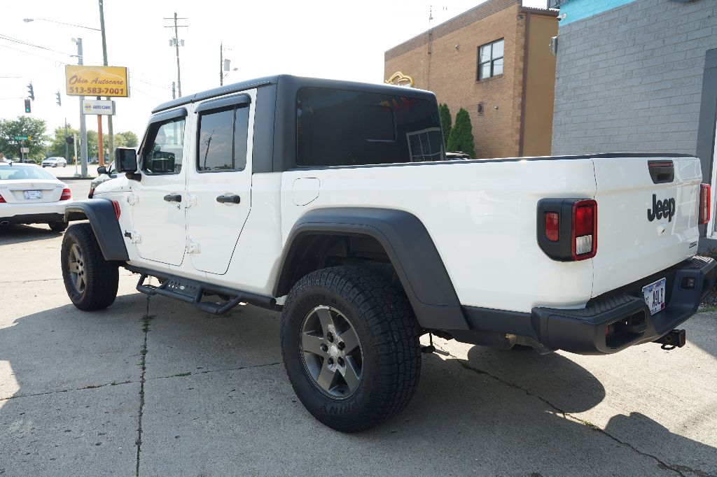 Jeep Gladiator photo 8