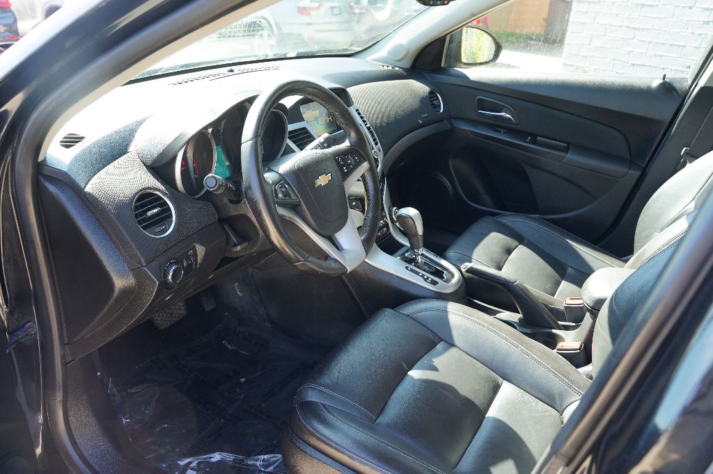 Chevrolet Cruze photo 10