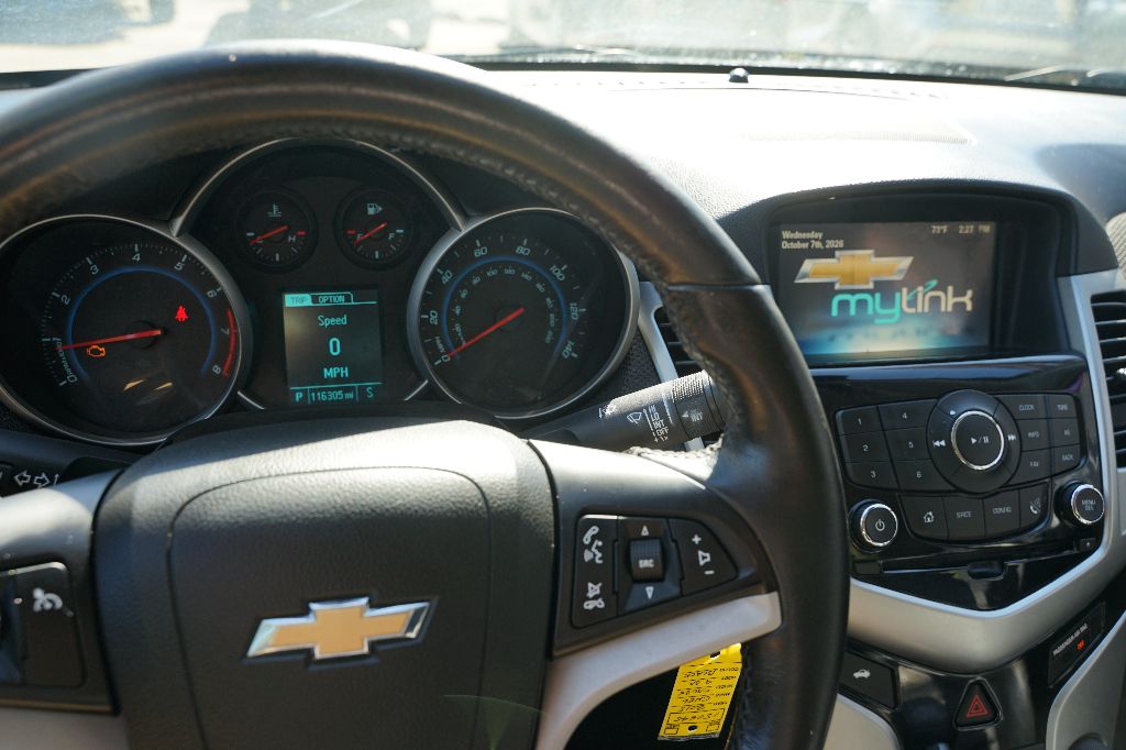 Chevrolet Cruze photo 11